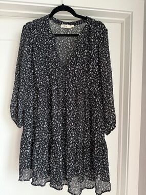 Millibon Black Floral V-Neck Tiered Dress